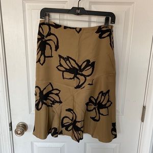 Realities Silk Skirt Size 4 Tan With Black Floral Print